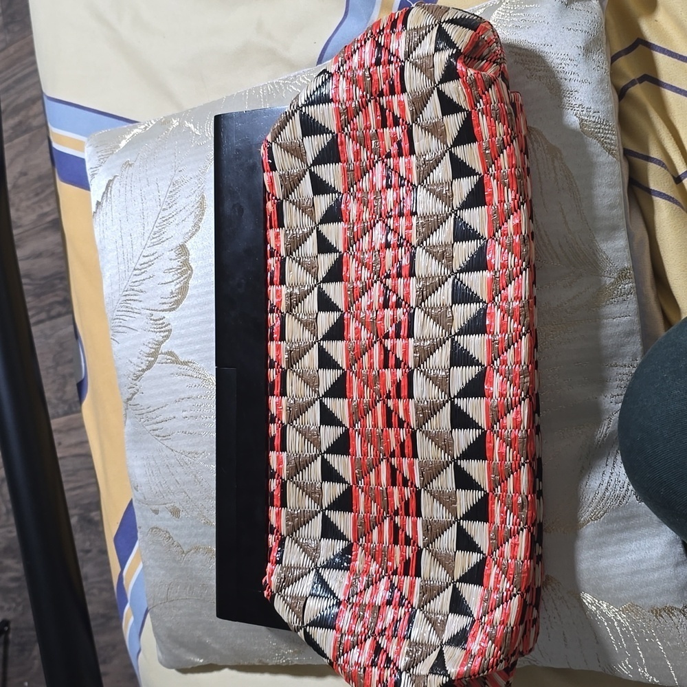 Women's unique wood handbag unique design